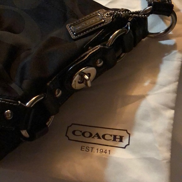 100% Authentic Coach Shoulder bag - Picture 5 of 6
